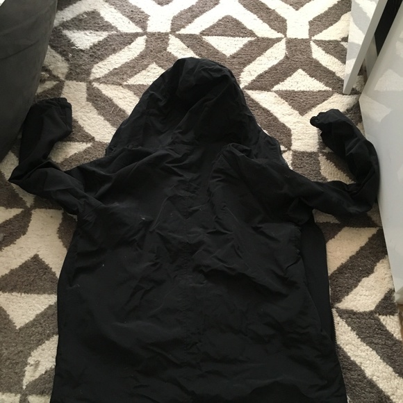 Palace Windbreaker - Picture 3 of 3